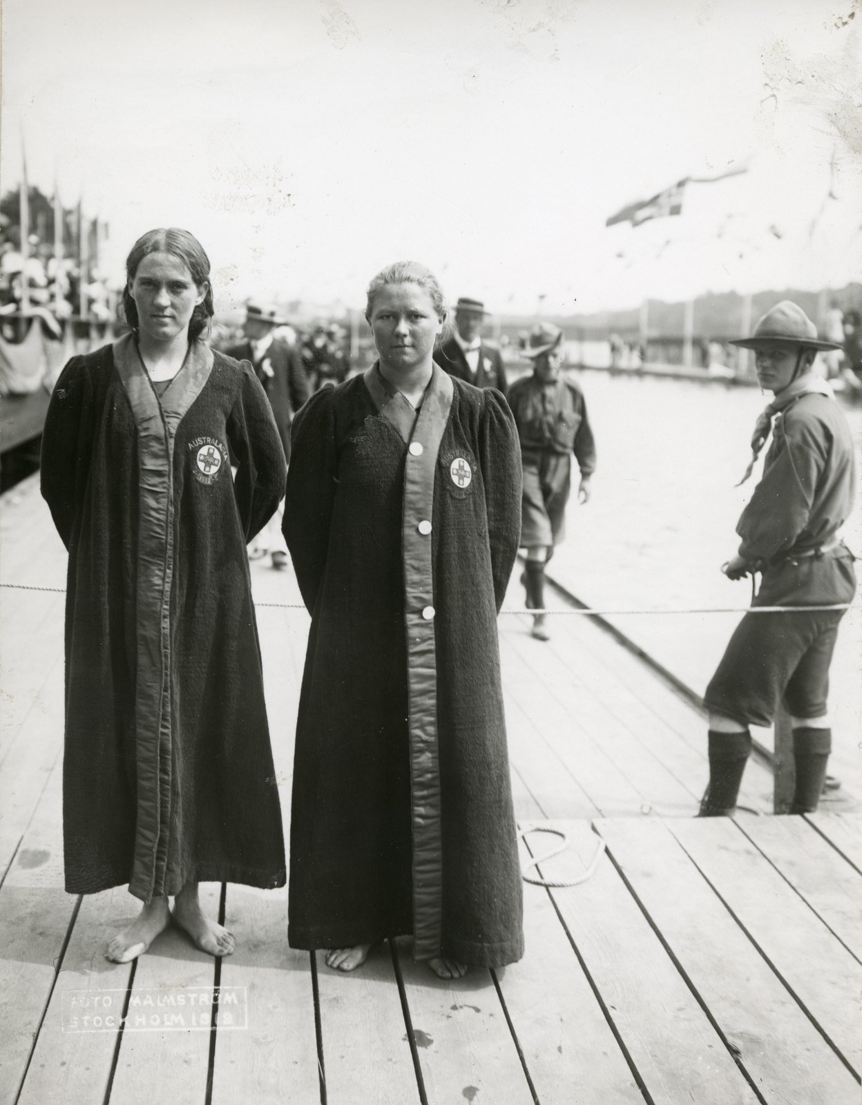 Fanny Durack y Mina Wylie, nadadoras australianas en 1912